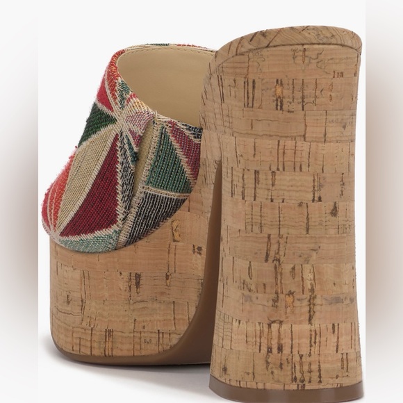 Jessica Simpson Xona Platform Sandals - Picture 3 of 9